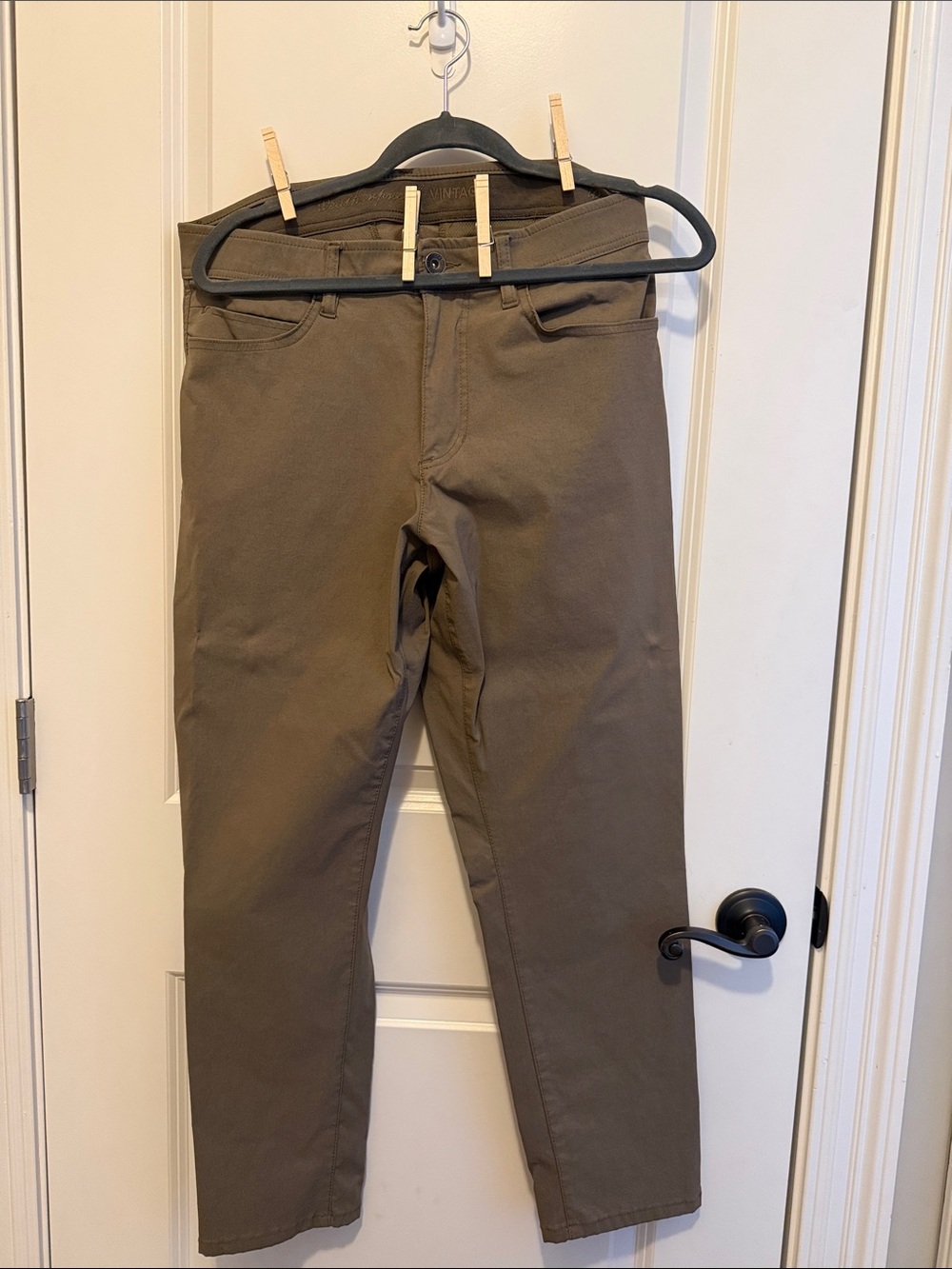 Weatherproof Men's Olive/Tan Slim Chinos